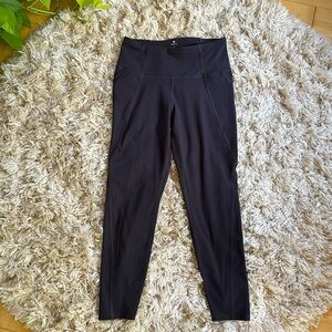 Apana woman’s deep purple athletic leggings M